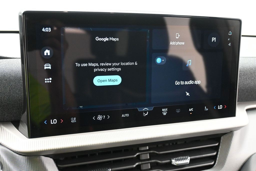Ford Explorer Vehicle Full-screen Gallery Image 10