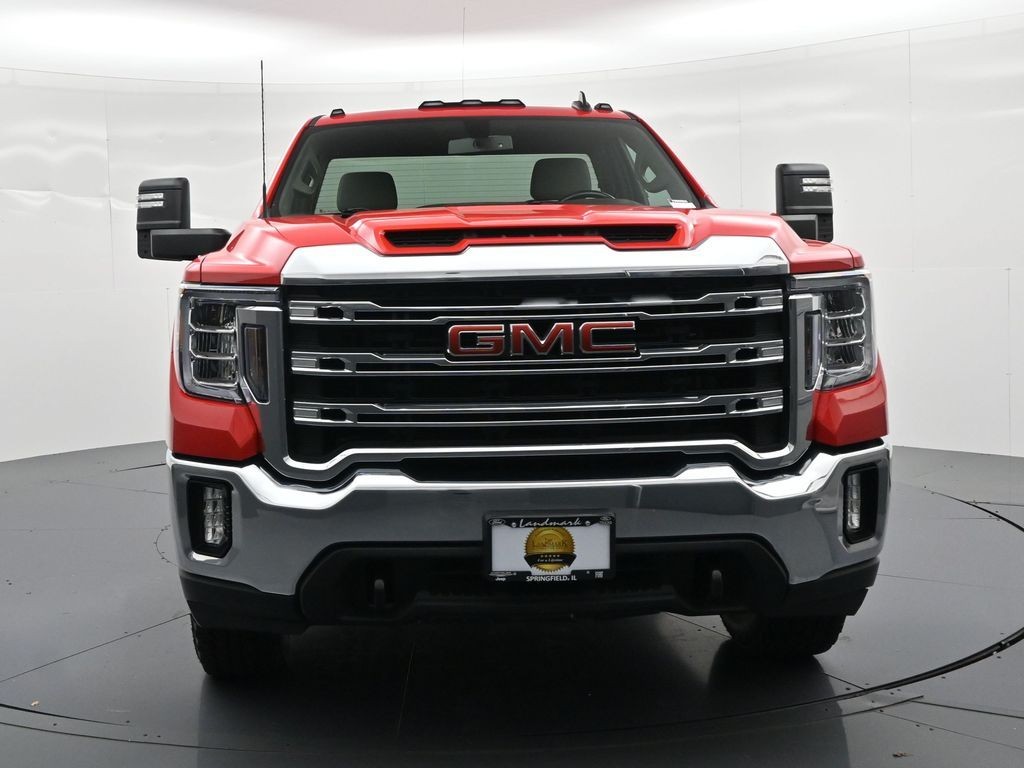 GMC Sierra 2500HD Vehicle Full-screen Gallery Image 3