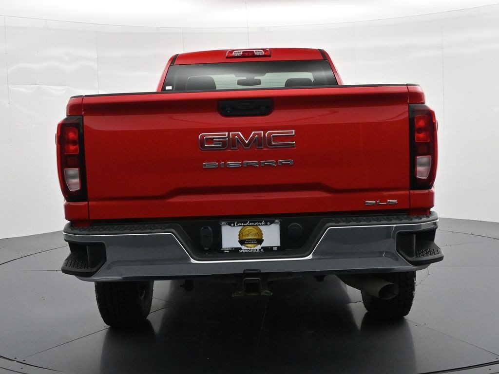 GMC Sierra 2500HD Vehicle Full-screen Gallery Image 7