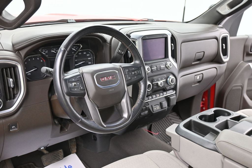 GMC Sierra 2500HD Vehicle Full-screen Gallery Image 13