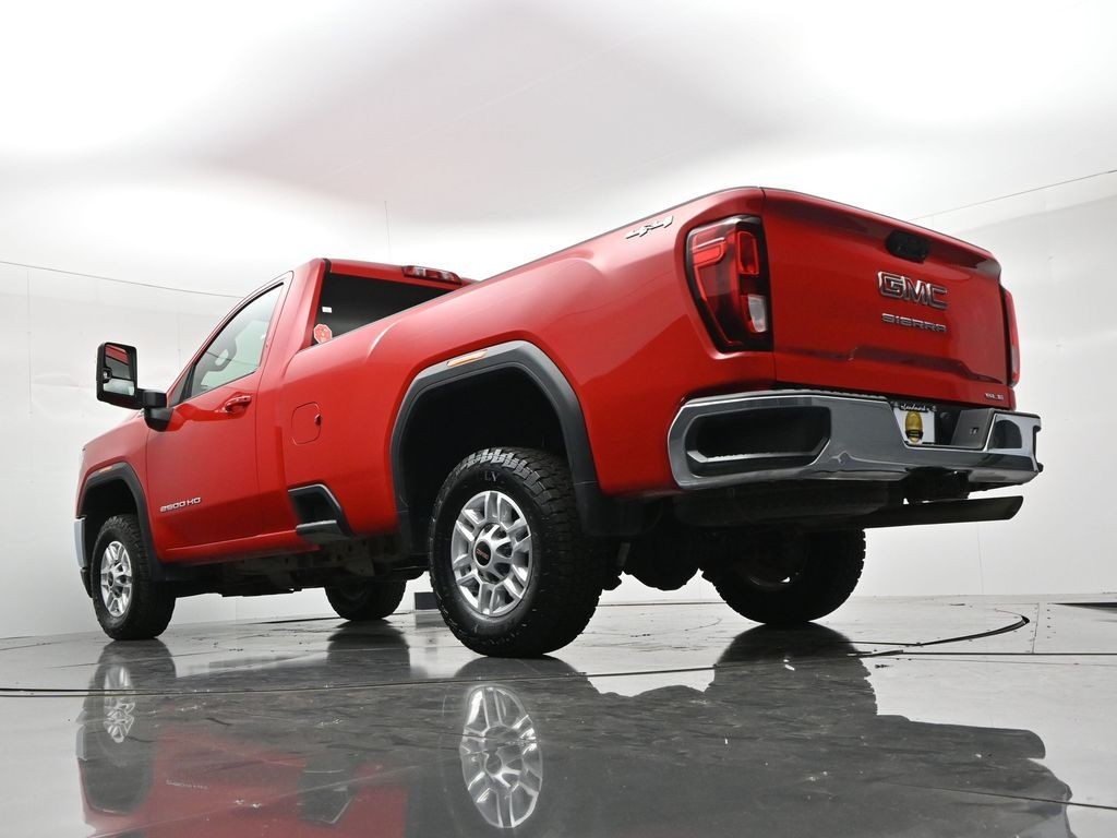 GMC Sierra 2500HD Vehicle Full-screen Gallery Image 18