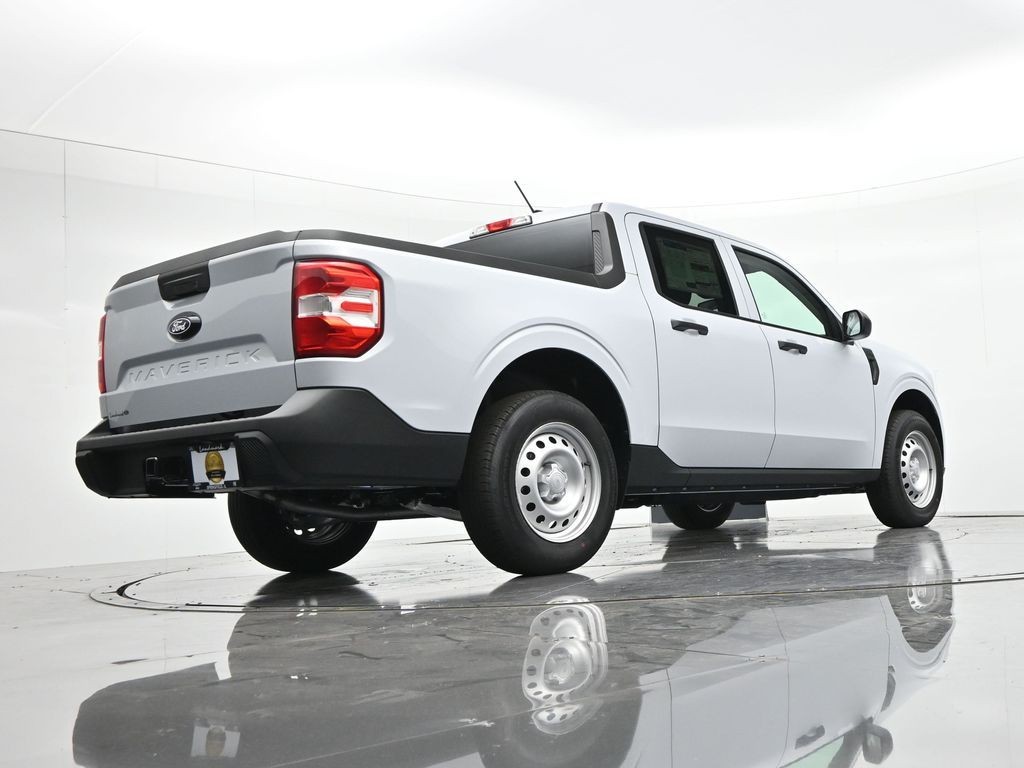 Ford Maverick Vehicle Full-screen Gallery Image 21