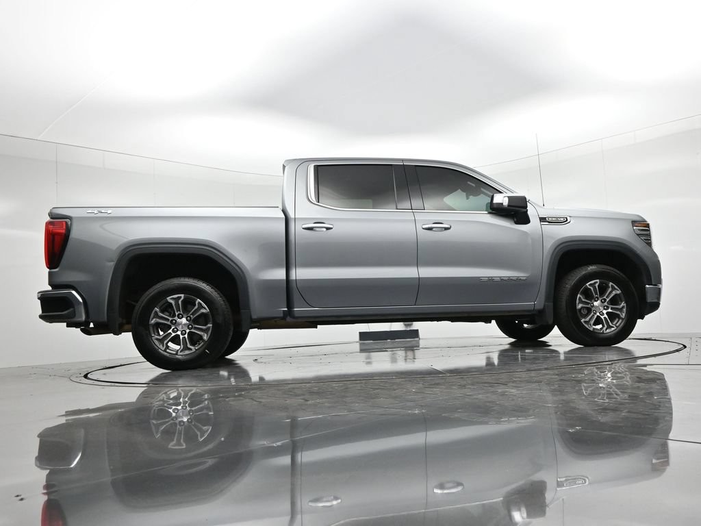 GMC Sierra 1500 Vehicle Full-screen Gallery Image 23