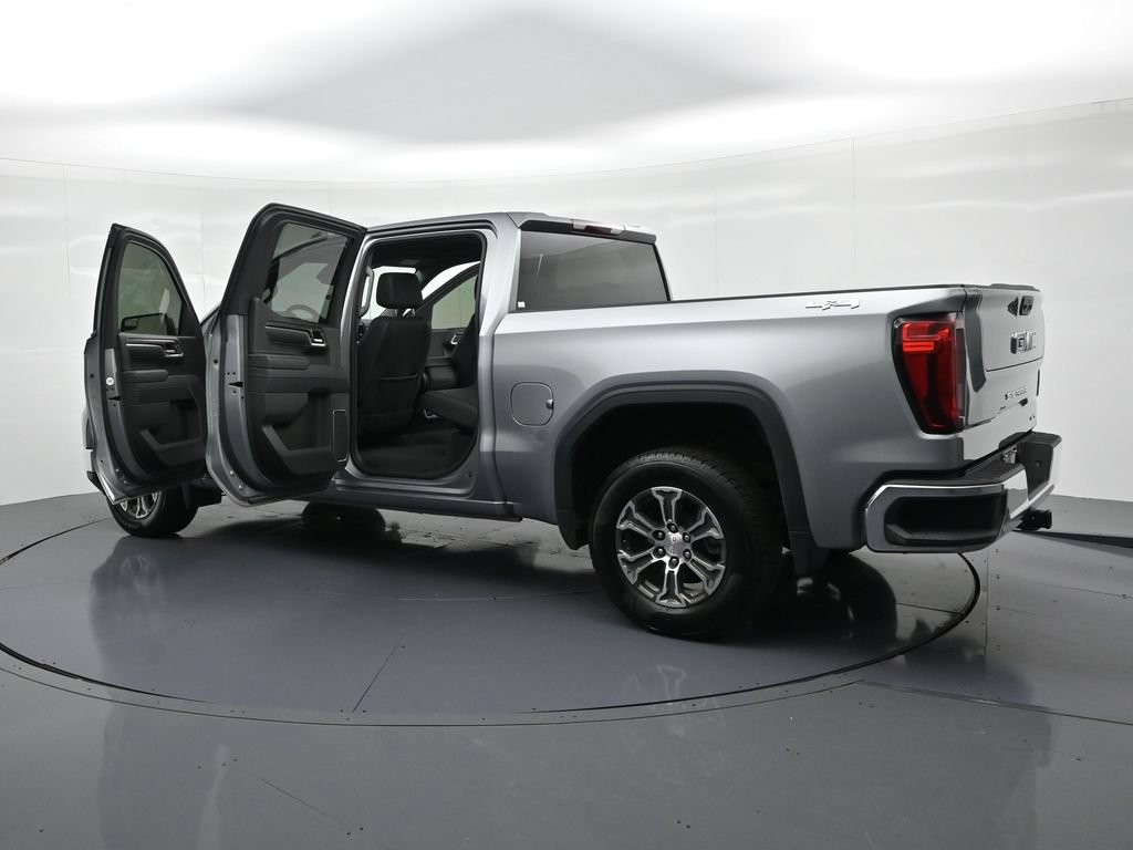 GMC Sierra 1500 Vehicle Full-screen Gallery Image 25
