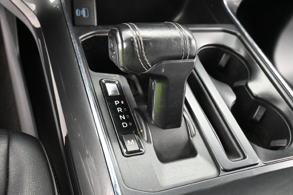 Ford F-150 Vehicle Full-screen Gallery Image 13