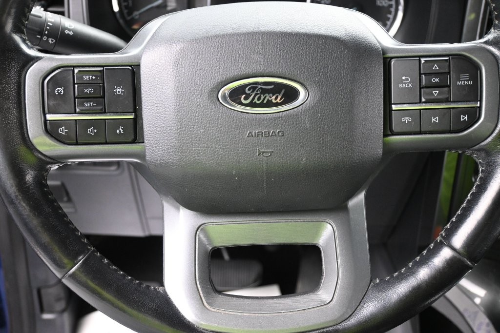 Ford F-150 Vehicle Full-screen Gallery Image 14