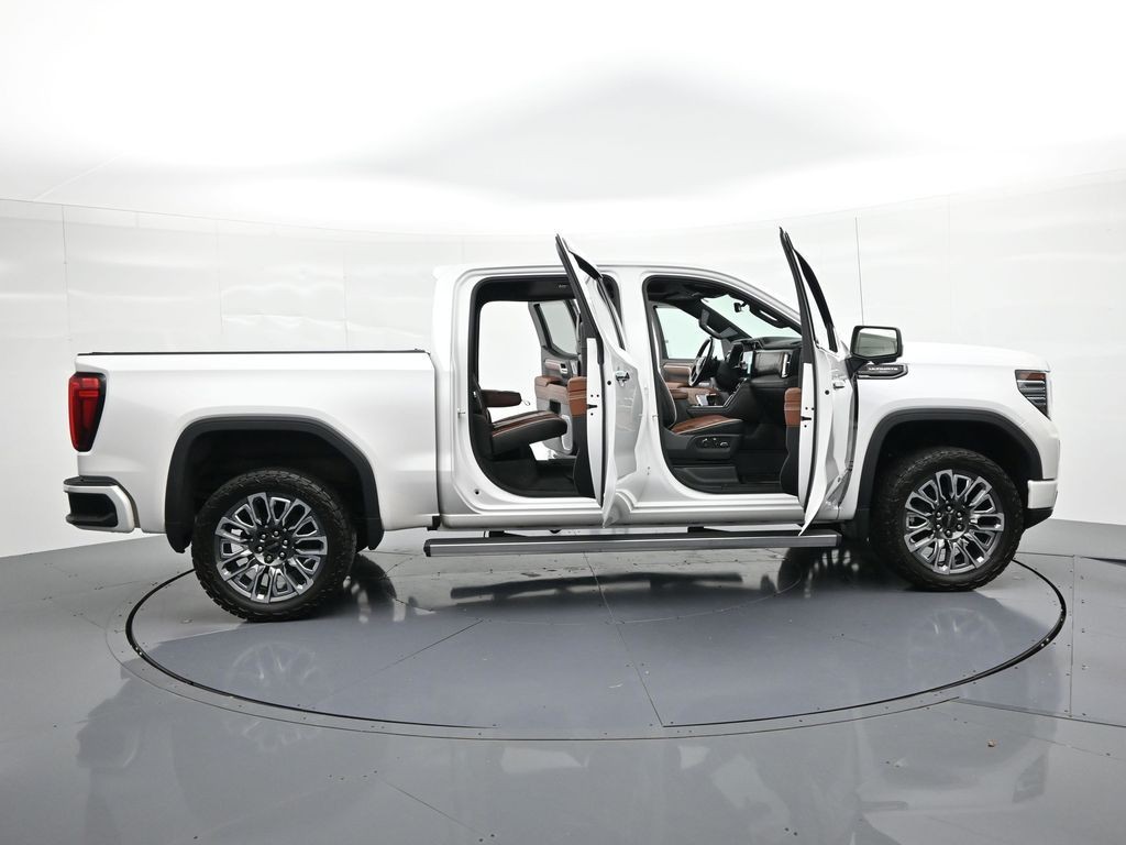 GMC Sierra 1500 Vehicle Full-screen Gallery Image 26