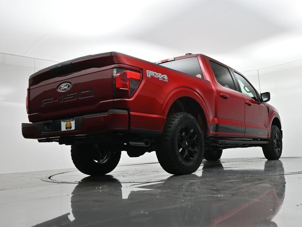 Ford F-150 Vehicle Full-screen Gallery Image 21