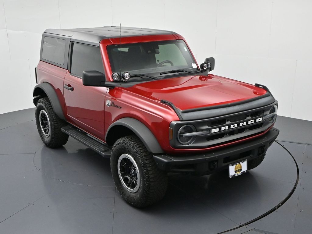 Ford Bronco Vehicle Full-screen Gallery Image 15