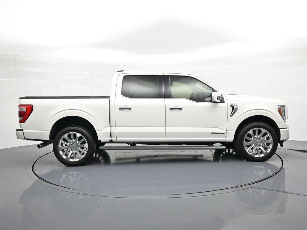 Ford F-150 Vehicle Full-screen Gallery Image 5