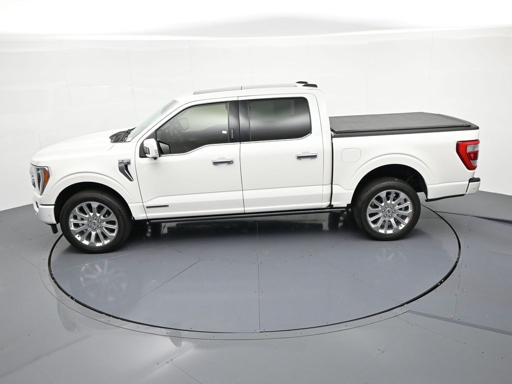 Ford F-150 Vehicle Full-screen Gallery Image 24