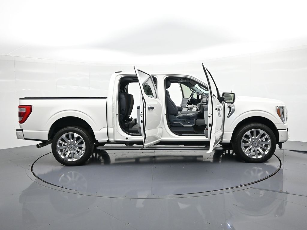 Ford F-150 Vehicle Full-screen Gallery Image 29