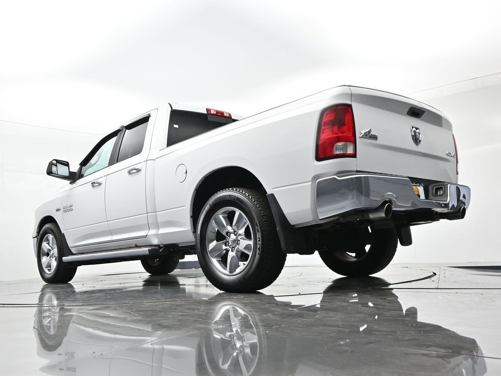 Ram 1500 Vehicle Full-screen Gallery Image 19