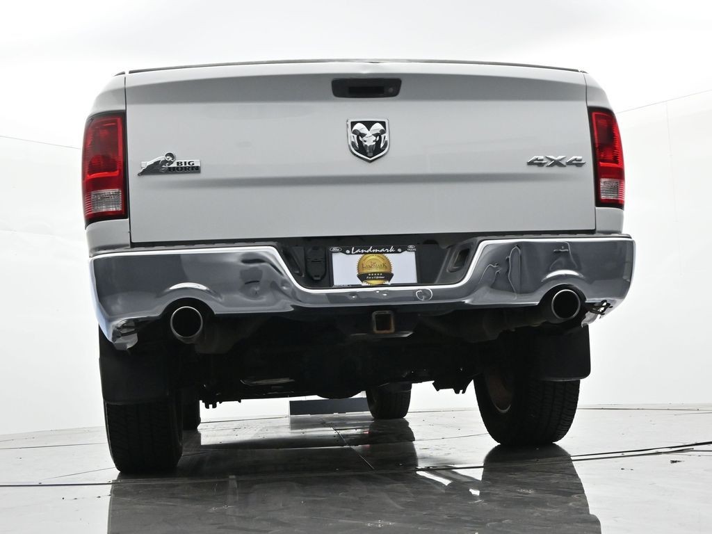 Ram 1500 Vehicle Full-screen Gallery Image 20