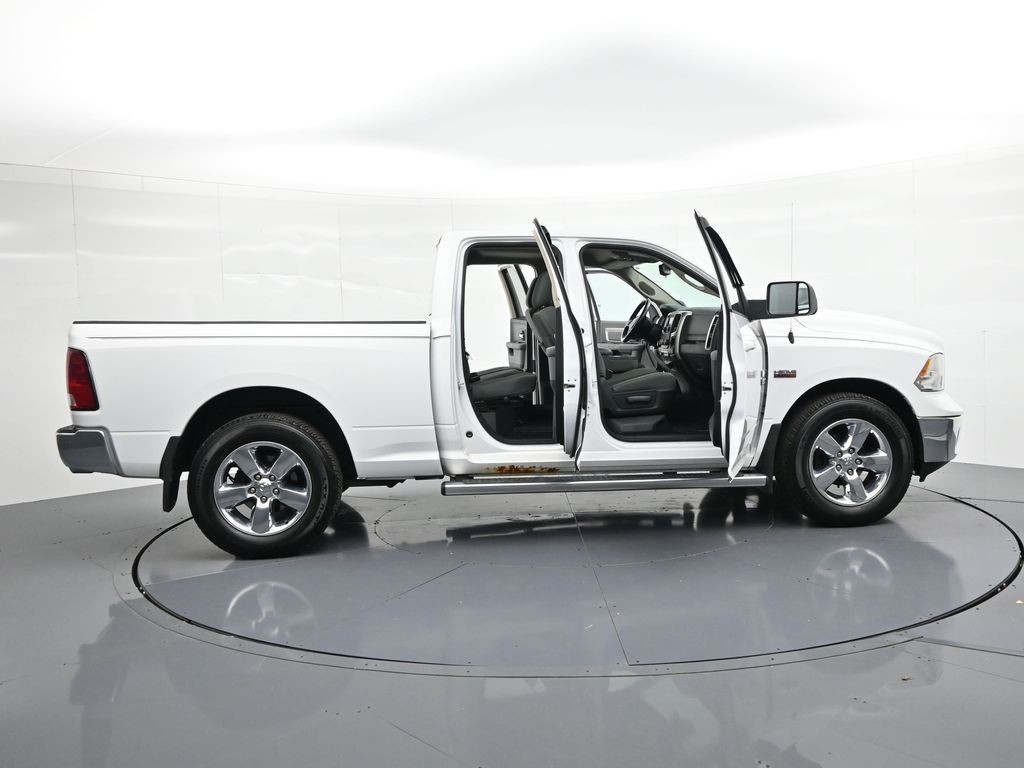 Ram 1500 Vehicle Full-screen Gallery Image 23