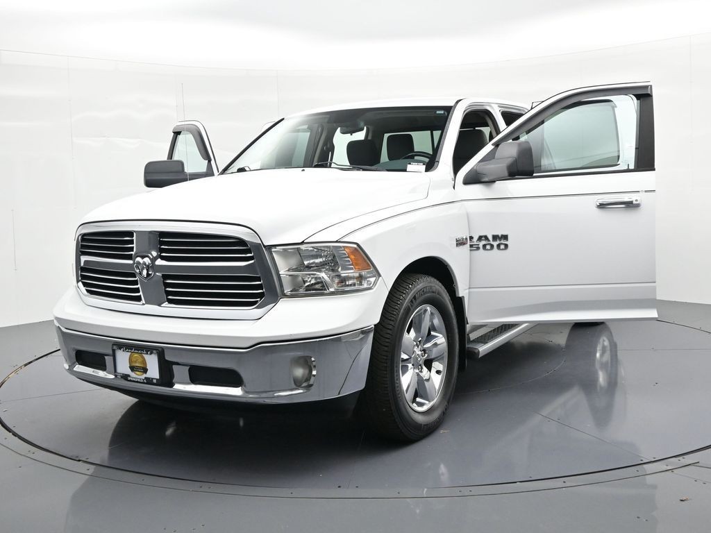 Ram 1500 Vehicle Full-screen Gallery Image 25