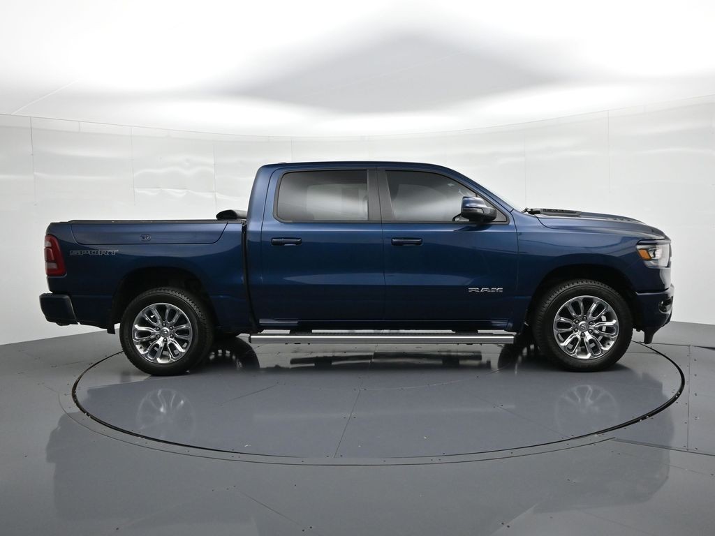 Ram 1500 Vehicle Full-screen Gallery Image 5