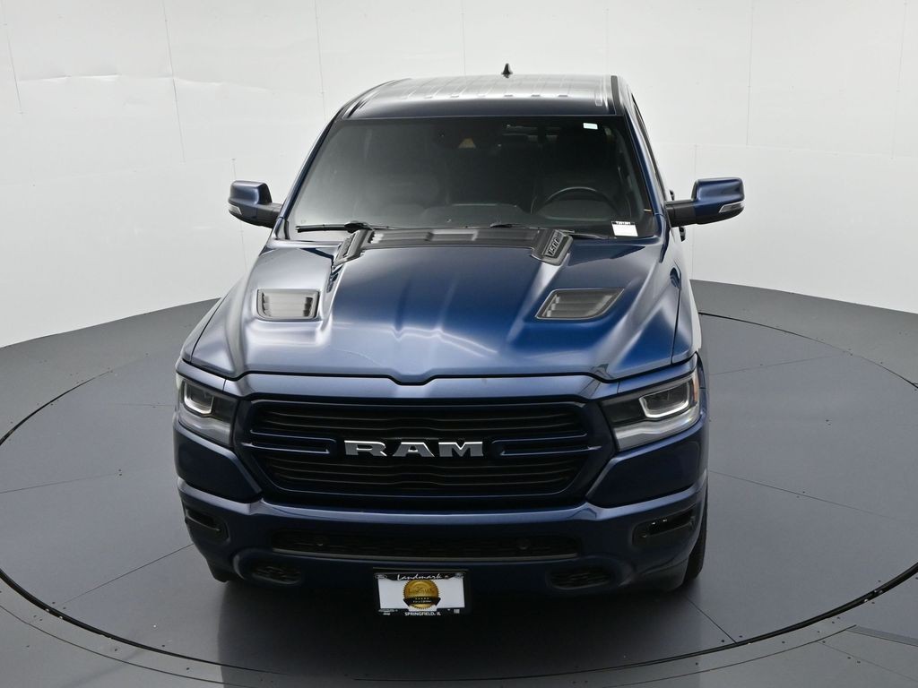 Ram 1500 Vehicle Full-screen Gallery Image 17
