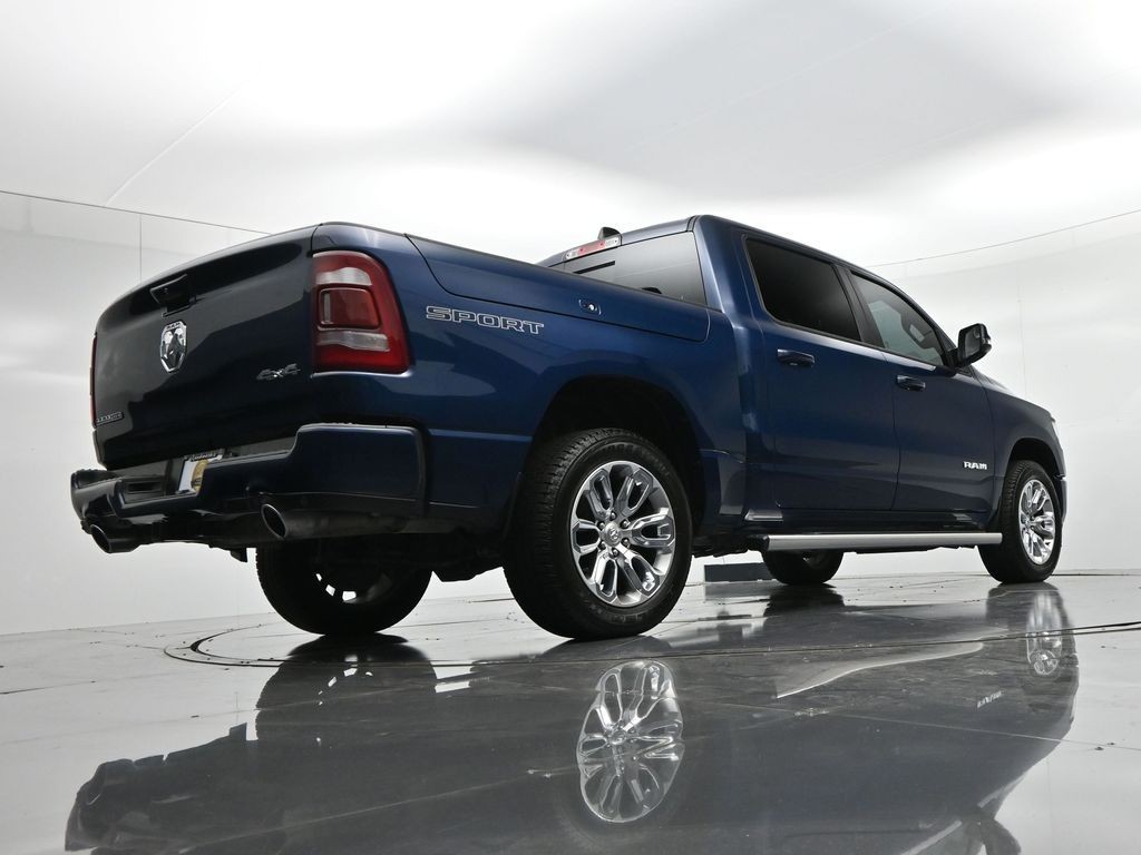 Ram 1500 Vehicle Full-screen Gallery Image 22