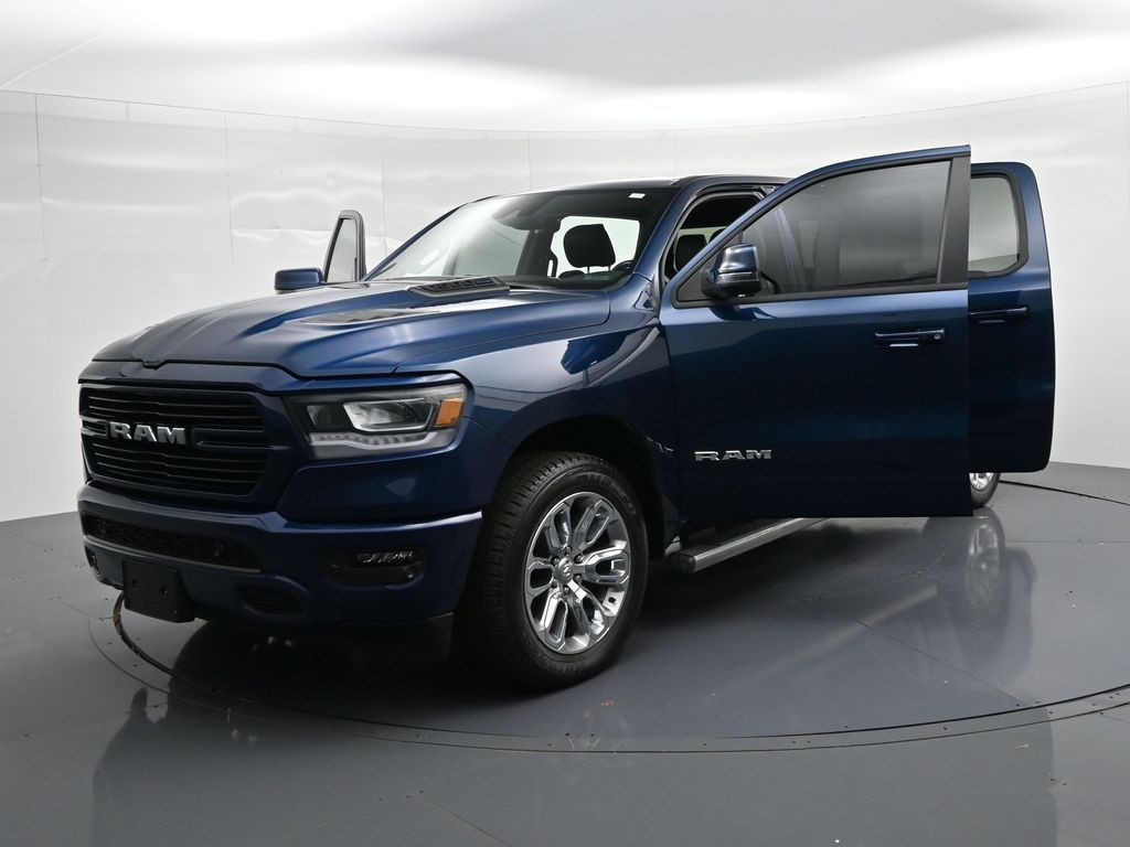 Ram 1500 Vehicle Full-screen Gallery Image 26