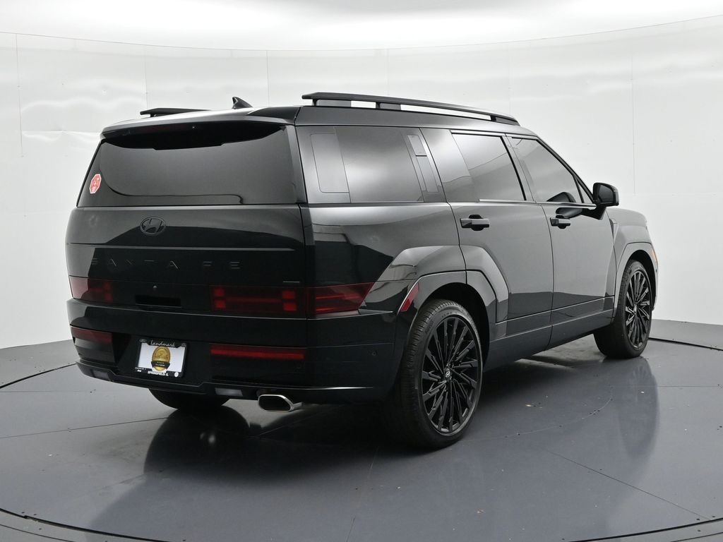 Hyundai Santa Fe Vehicle Full-screen Gallery Image 6