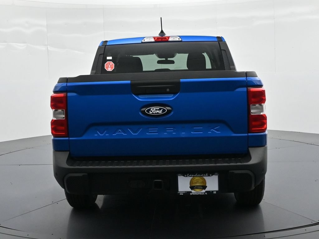 Ford Maverick Vehicle Full-screen Gallery Image 7