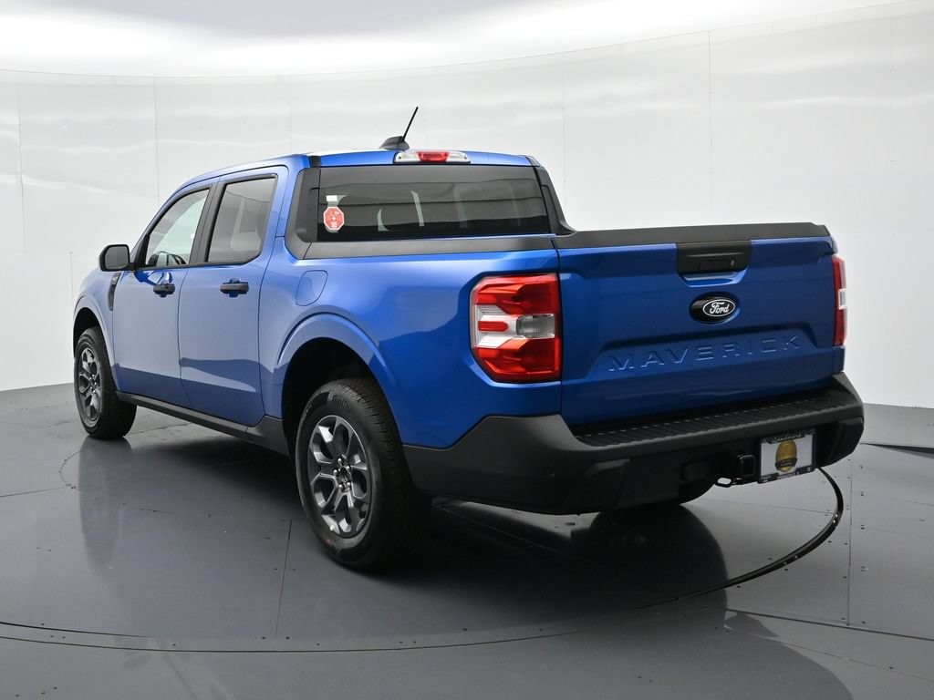 Ford Maverick Vehicle Full-screen Gallery Image 8