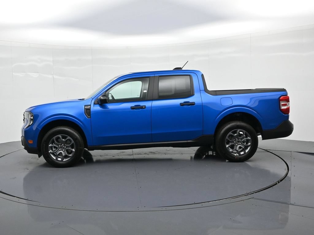 Ford Maverick Vehicle Full-screen Gallery Image 9