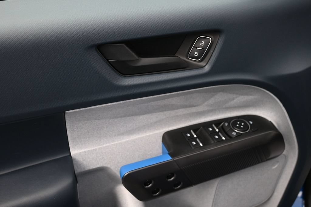 Ford Maverick Vehicle Full-screen Gallery Image 14