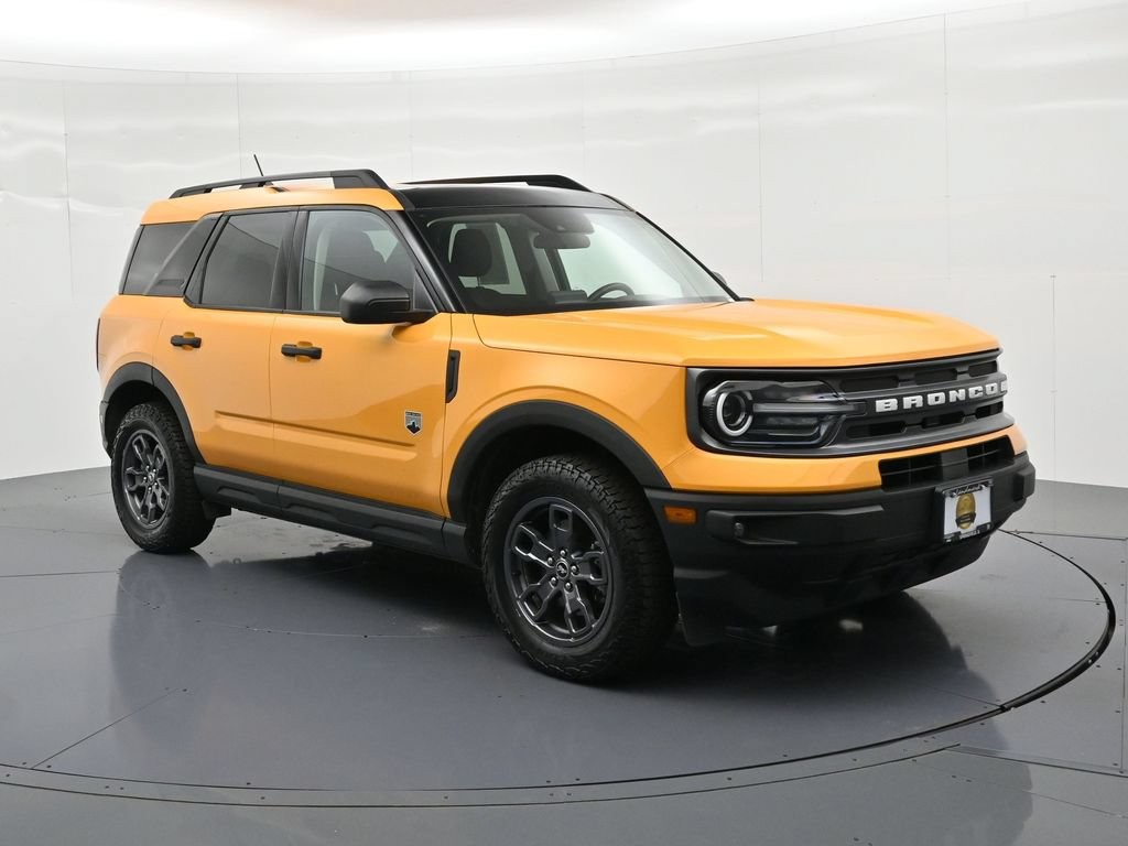 Ford Bronco Sport Vehicle Full-screen Gallery Image 4