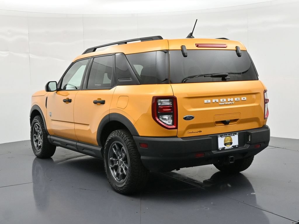 Ford Bronco Sport Vehicle Full-screen Gallery Image 8