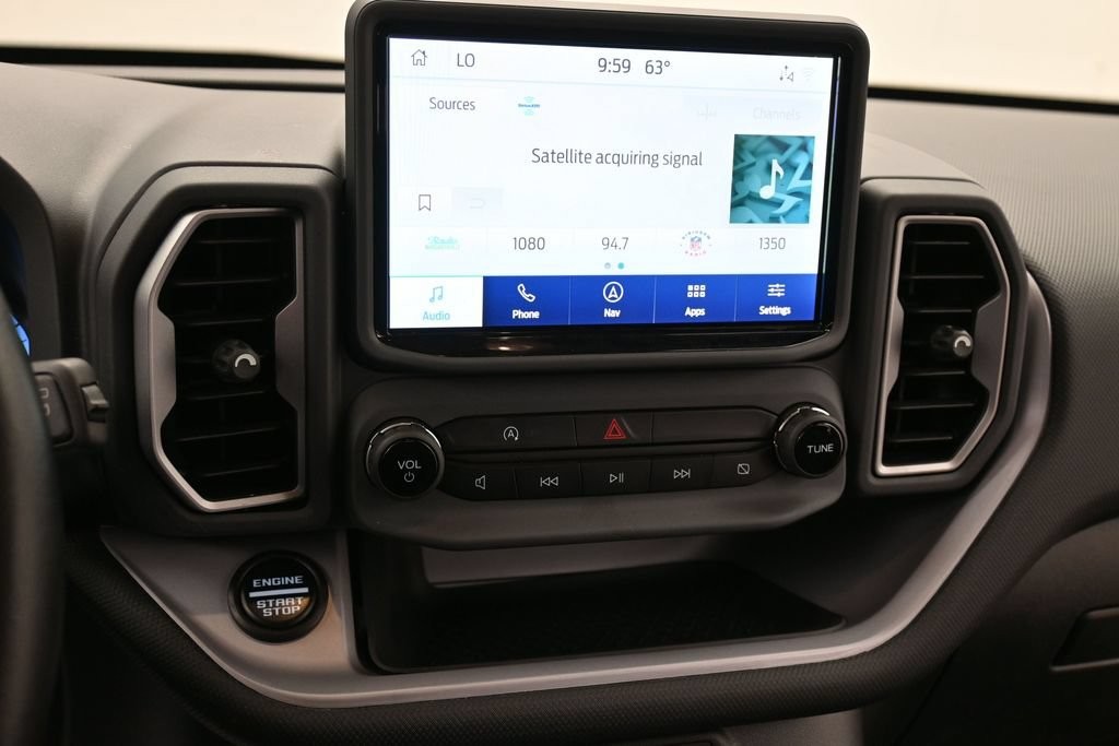 Ford Bronco Sport Vehicle Full-screen Gallery Image 11