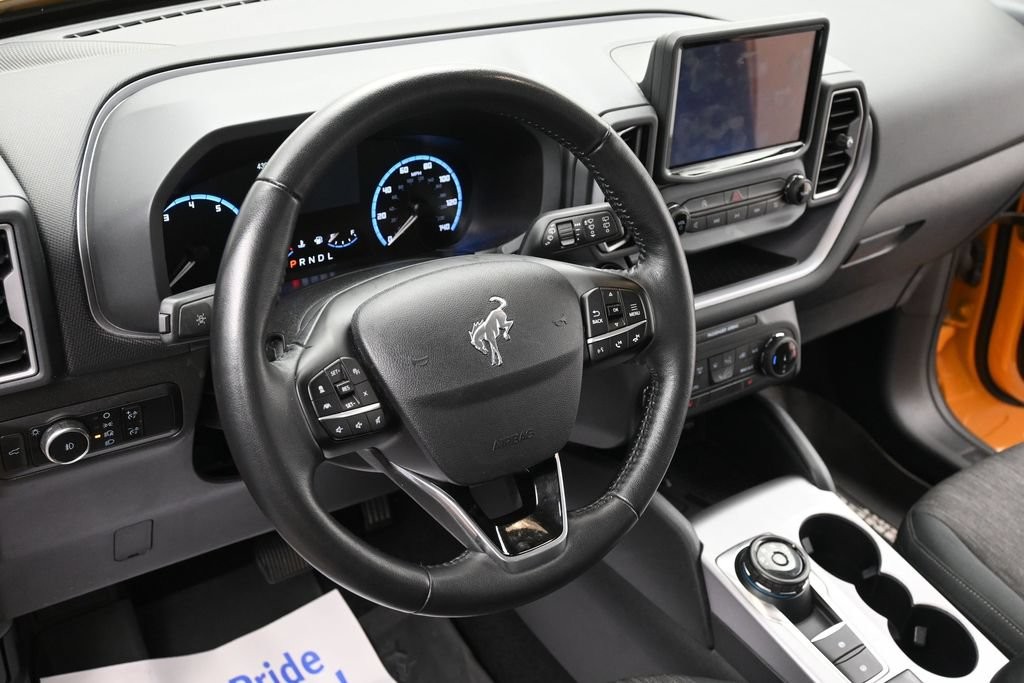 Ford Bronco Sport Vehicle Full-screen Gallery Image 15