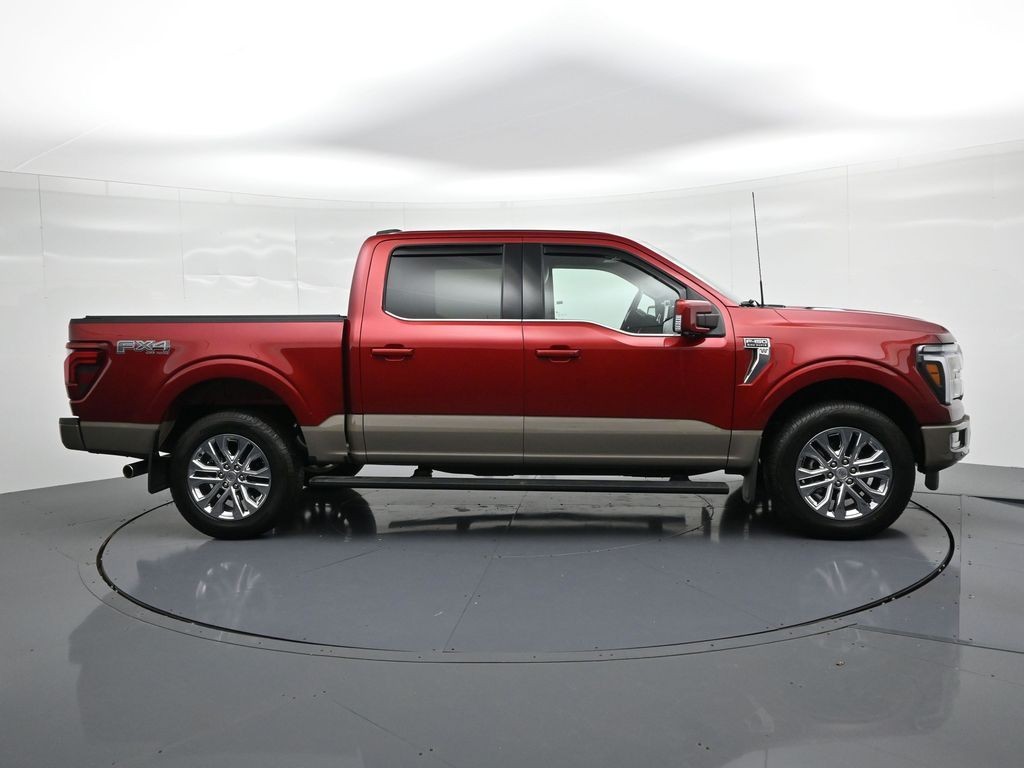 Ford F-150 Vehicle Full-screen Gallery Image 5