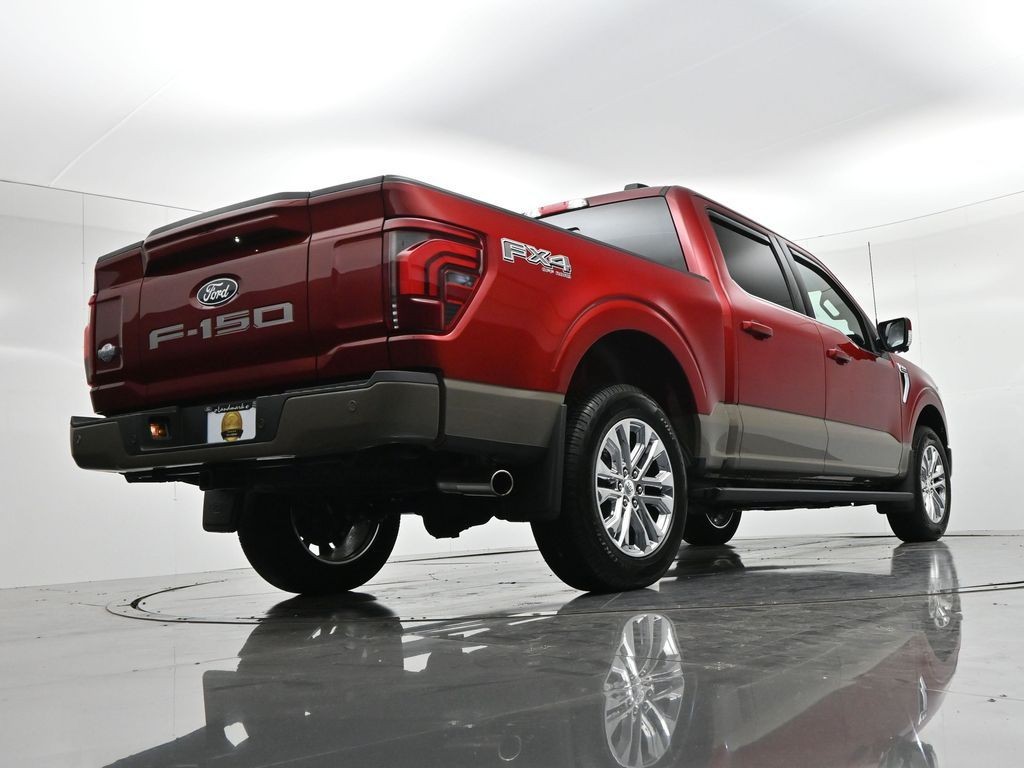 Ford F-150 Vehicle Full-screen Gallery Image 25