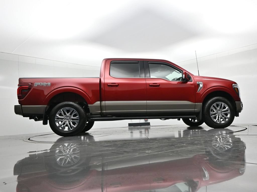 Ford F-150 Vehicle Full-screen Gallery Image 26