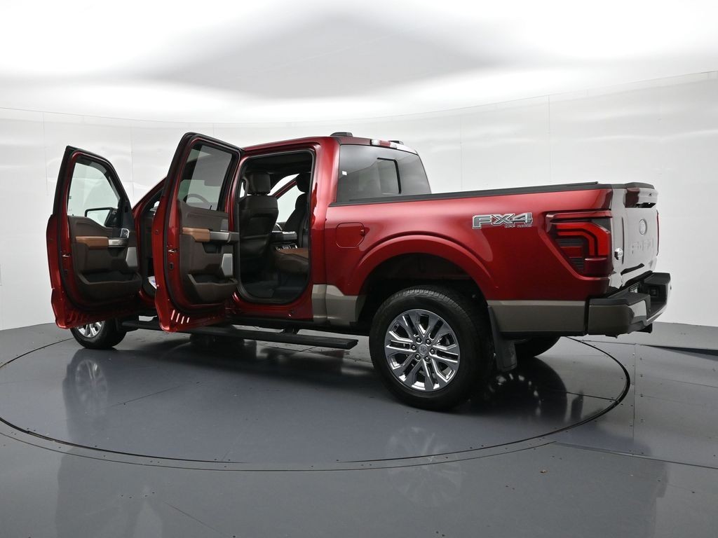 Ford F-150 Vehicle Full-screen Gallery Image 28