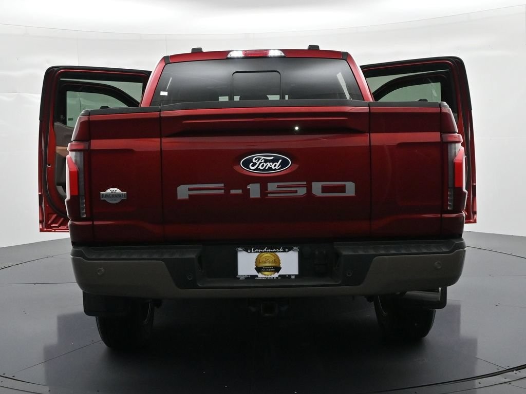 Ford F-150 Vehicle Full-screen Gallery Image 30