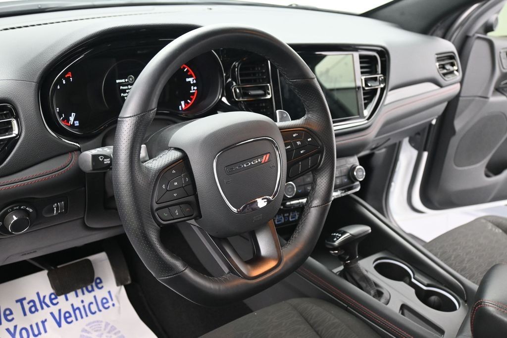 Dodge Durango Vehicle Full-screen Gallery Image 11