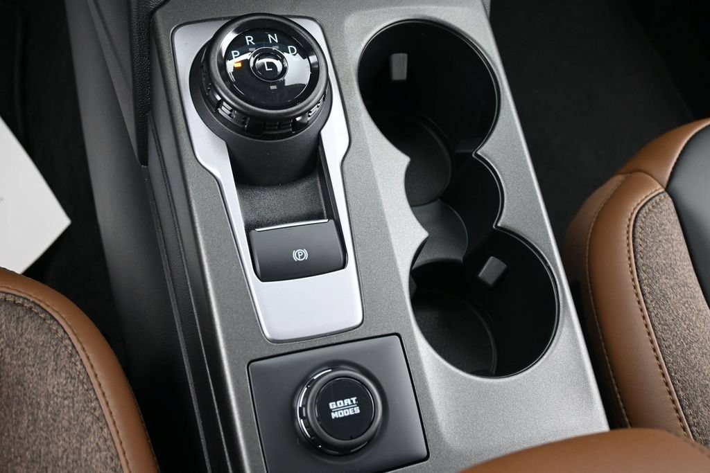 Ford Bronco Sport Vehicle Full-screen Gallery Image 12