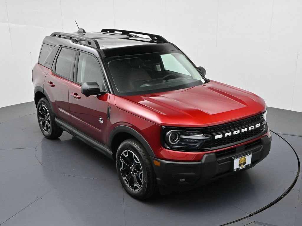 Ford Bronco Sport Vehicle Full-screen Gallery Image 15
