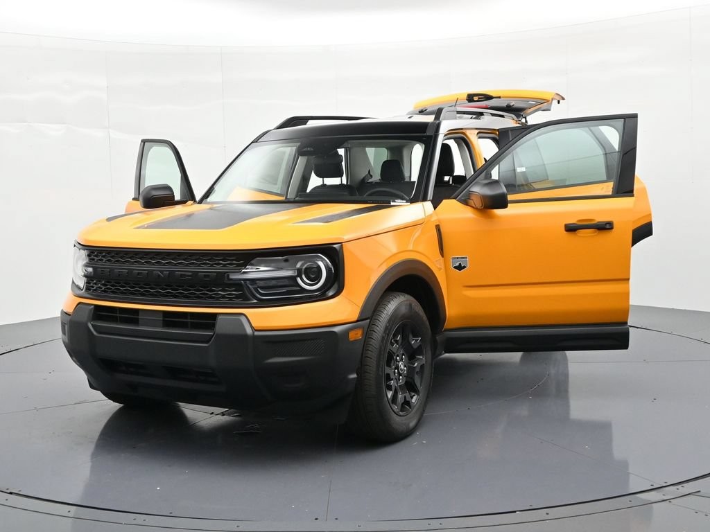 Ford Bronco Sport Vehicle Full-screen Gallery Image 25
