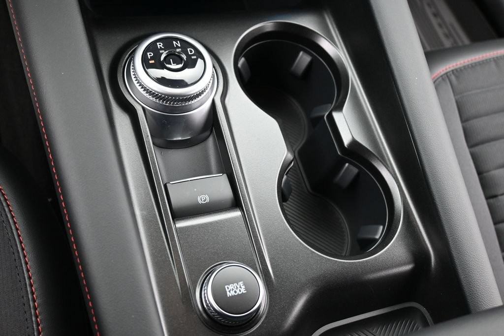 Ford Explorer Vehicle Full-screen Gallery Image 12