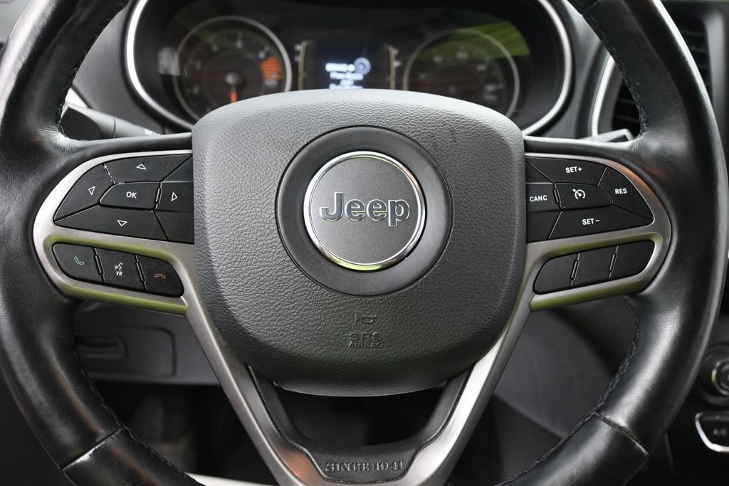 Jeep Cherokee Vehicle Full-screen Gallery Image 13