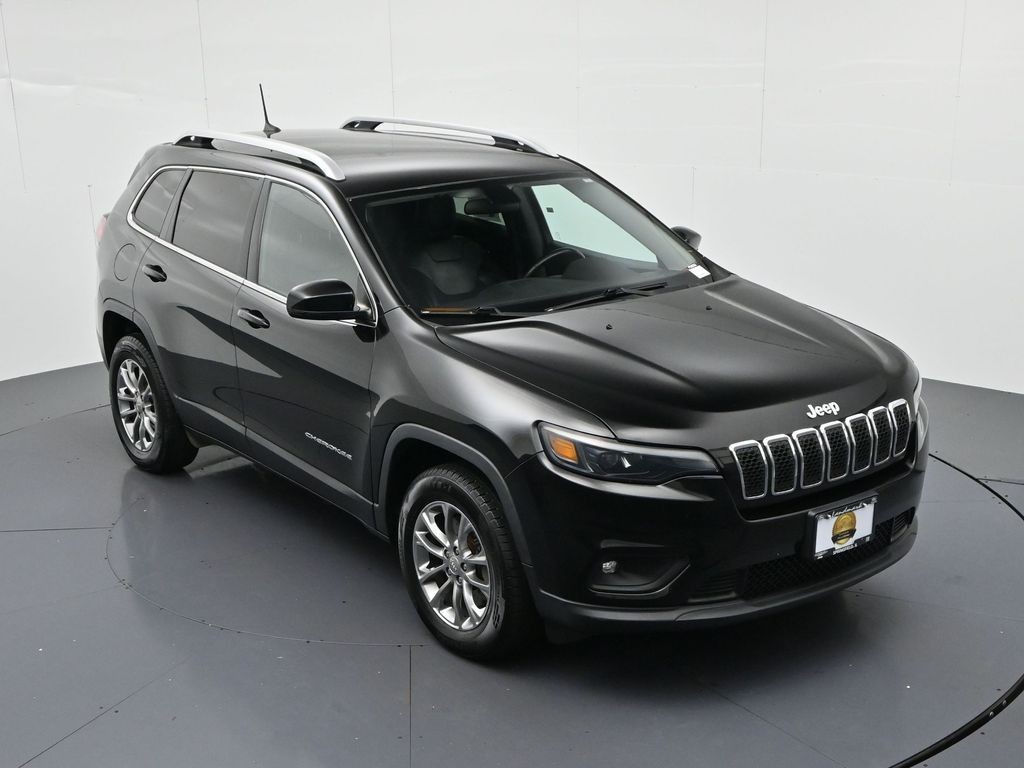 Jeep Cherokee Vehicle Full-screen Gallery Image 15
