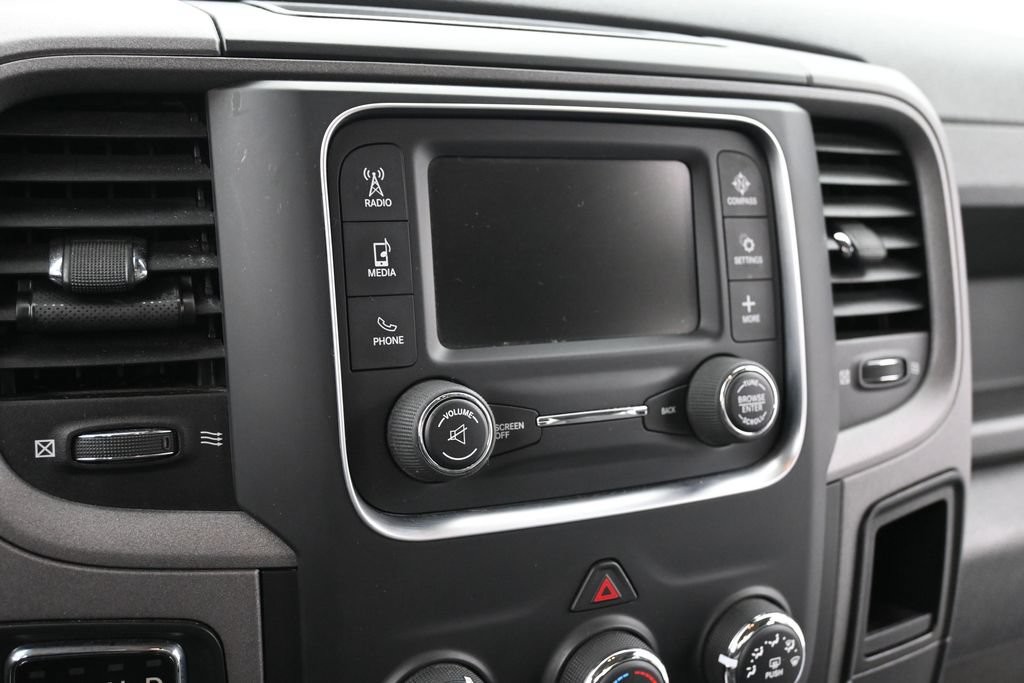 Ram 1500 Vehicle Full-screen Gallery Image 10
