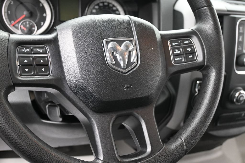 Ram 1500 Vehicle Full-screen Gallery Image 12