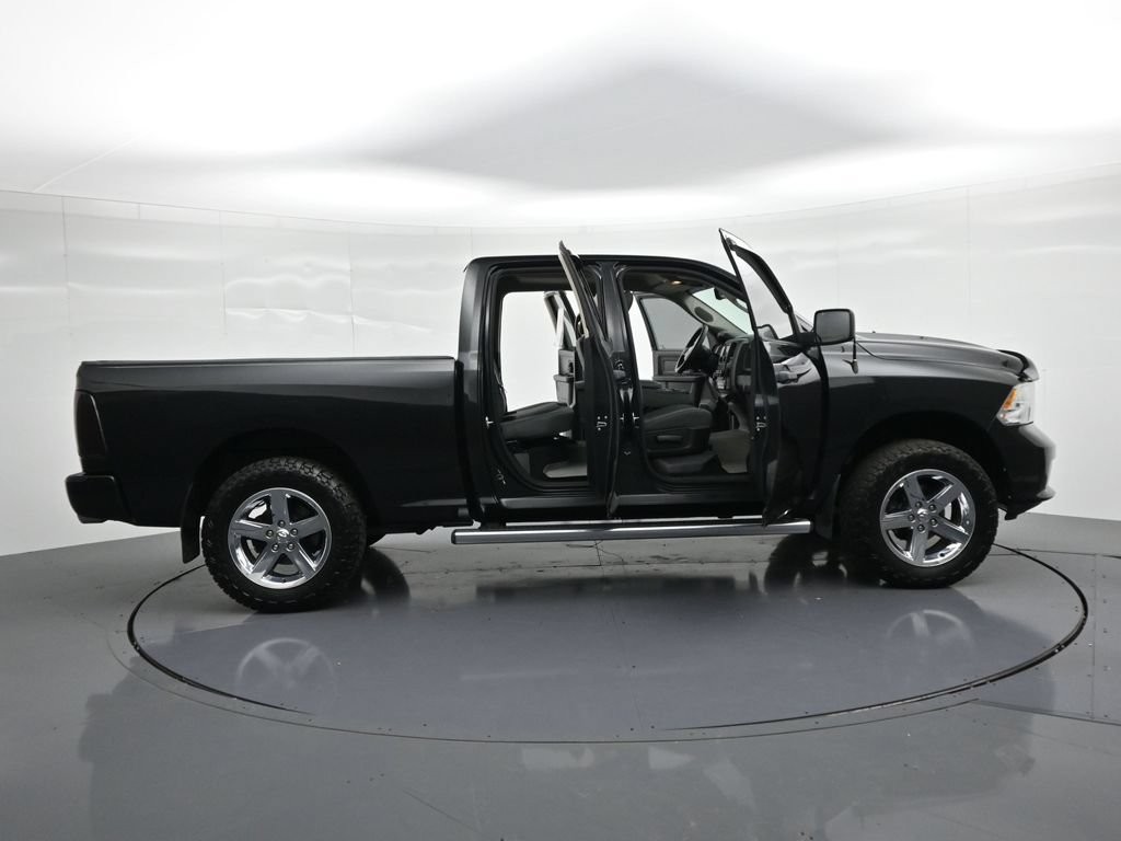 Ram 1500 Vehicle Full-screen Gallery Image 22
