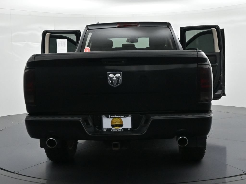 Ram 1500 Vehicle Full-screen Gallery Image 25