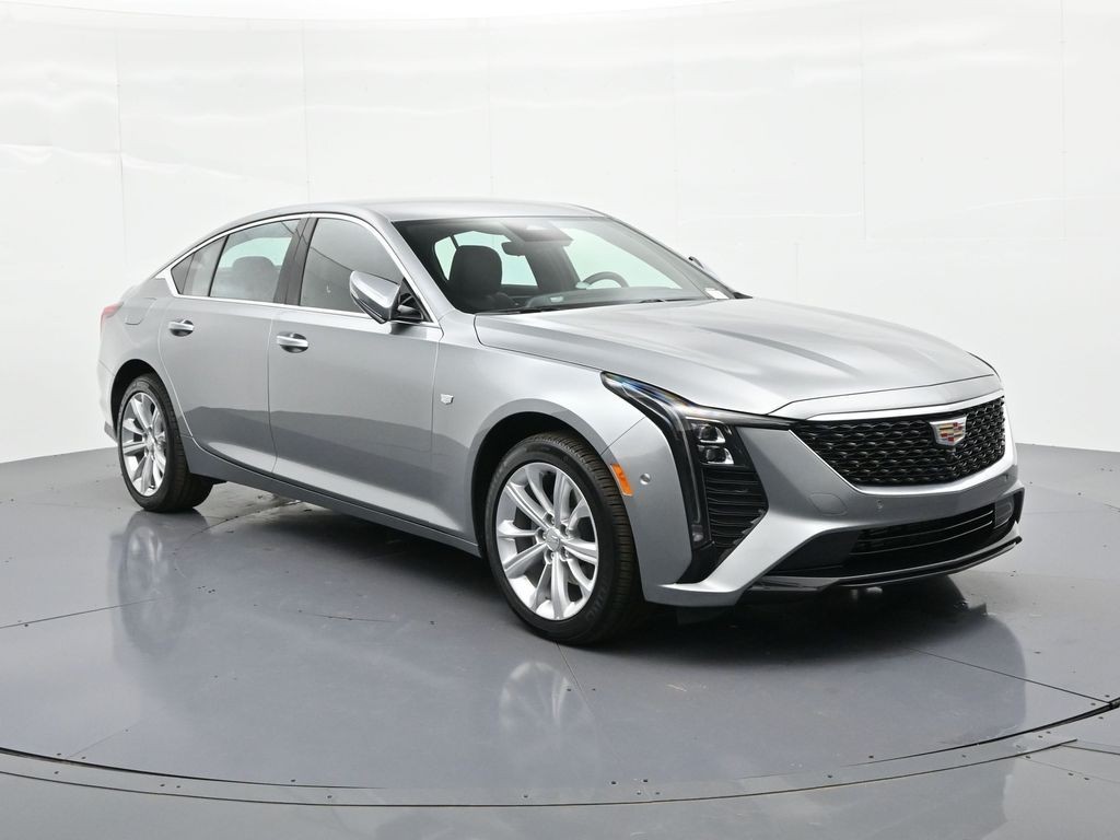 Cadillac CT5 Vehicle Full-screen Gallery Image 3
